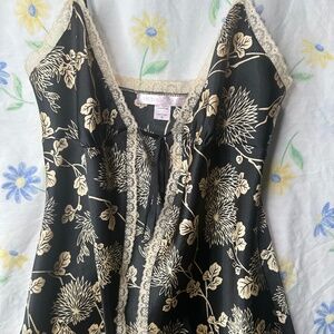 Victoria's Secret Black and Cream Floral Robe